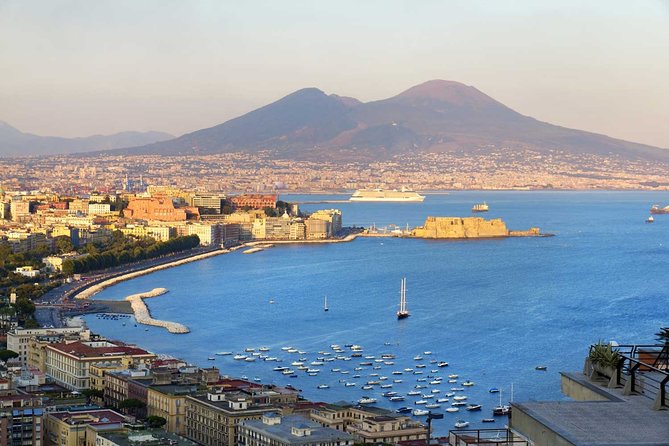 Walk Through Naples Old City - Passeggiata a Napoli - Top Landmarks to Explore