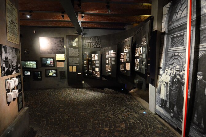 Warsaw Uprising Museum Polish Vodka Museum: SMALL GROUP /inc. Pick-up/ - Cancellation Policy
