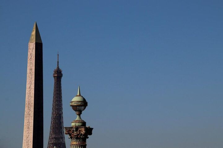 Whispers of Elegance: An Enchanting Parisian Evening - Wander Along Boulevard Haussmann