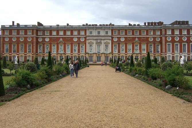 Windsor Castle Hampton Court Palace Private Tour With Admission - Tour Inclusions