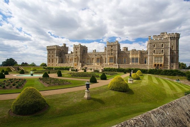 Windsor Castle, Stonehenge and Bath Tour Private - Tour Itinerary