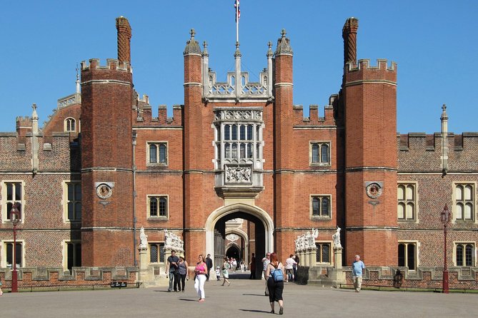Winsor Your - Full Day - Hampton Court Tour Experience
