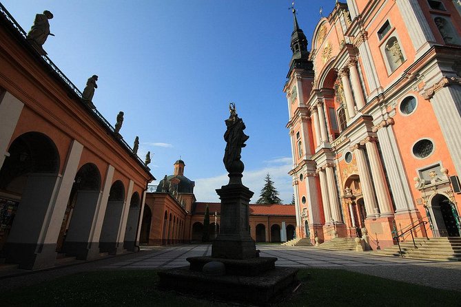 Wolfs Lair and Swieta Lipka Small Group Tour From Warsaw With Lunch - Overview of the Tour