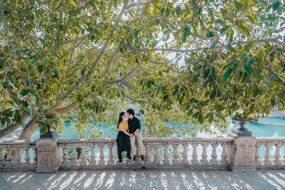 Write Your Love Story in Barcelona, Ciutadella Park Edition - Capturing Special Moments in Barcelona