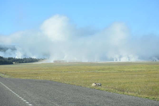 Yellowstone Western Tours - Inclusions and Amenities