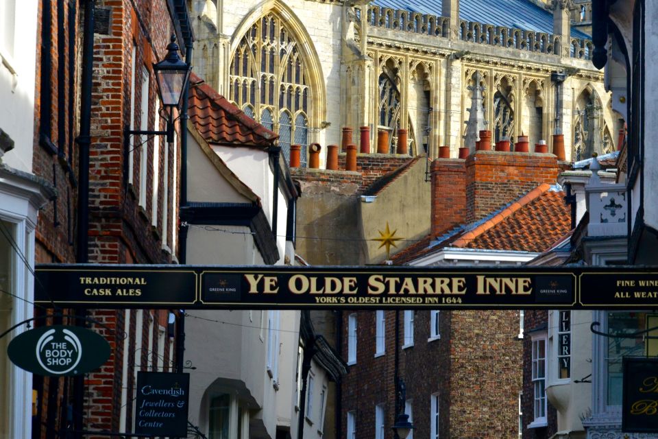 York: Private Guided Walking Tour - Tour Highlights