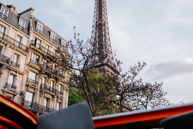 1.5 Hour Private Tour in Paris in a Classic Citroën - Tour Guide Information