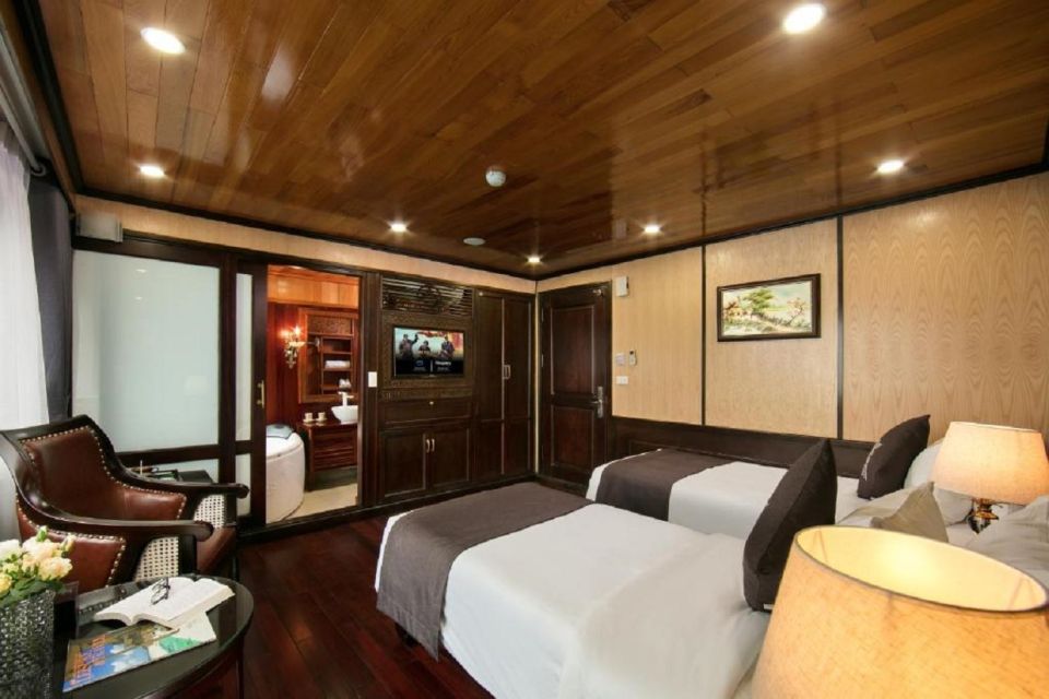 2-Day Ha Long Bay Luxury Cruise & Jacuzzi - Activity Specifics