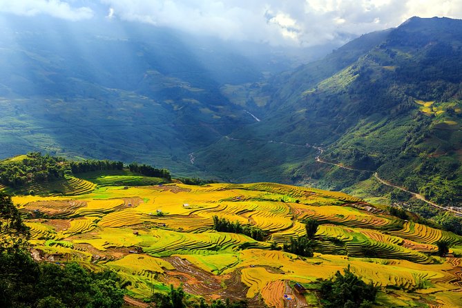 2-Day Sapa Small-Group Guided Trekking by Sleeper Bus  - Hanoi - Special Features and Options