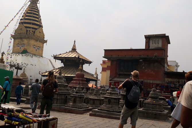 2 Days in Kathmandu With Golf - Dining Options Near Golf Courses