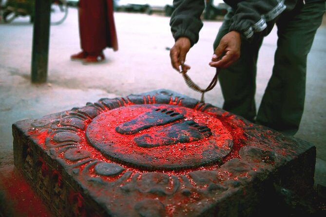 3 Hours Walking Tour at Swayambhunath - Insider Tips