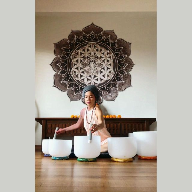 30 Minutes Sound Bath and Guided Meditation by Jan Ming - Description of the Experience