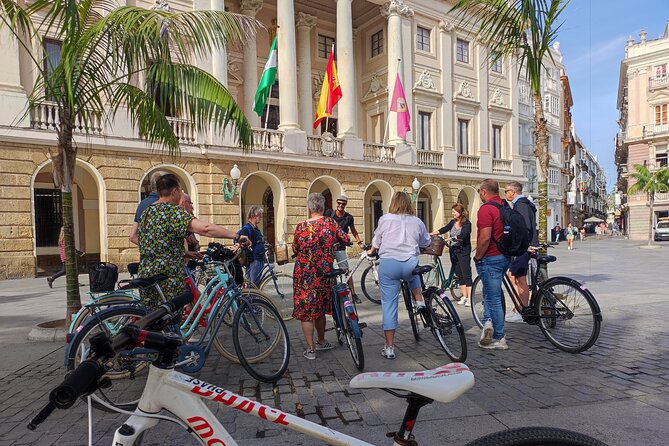 A Private Stroll Cycling Around Cádiz - Enjoying Scenic Views of the Coastline