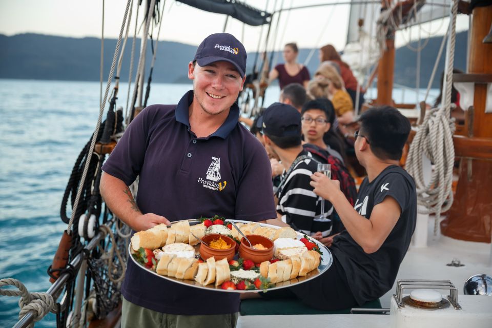 Airlie Beach: Whitehaven Day Sail With Snorkeling & Lunch - Snorkeling on Fringing Reef