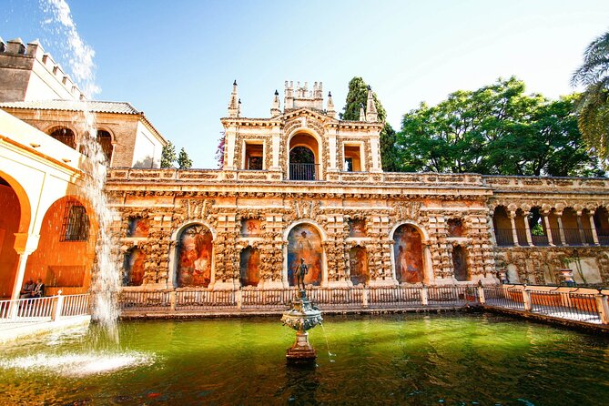 Alcazar of Seville Guided Tour With Skip the Line Access - Tour Logistics and Meeting Point