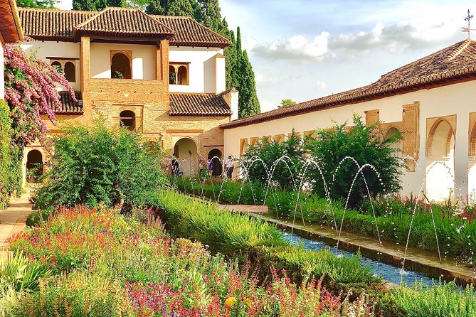 Alhambra Private Tour From Sierra Nevada: Transport and Skip-The-Line-Tickets - Viator Support and Assistance