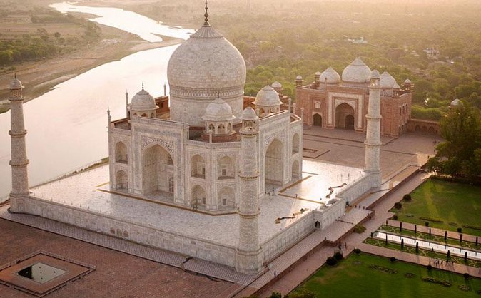 All Inclusive Full Day Agra Tour With Exciting Activities From Delhi by Car - Reviews and Ratings Analysis