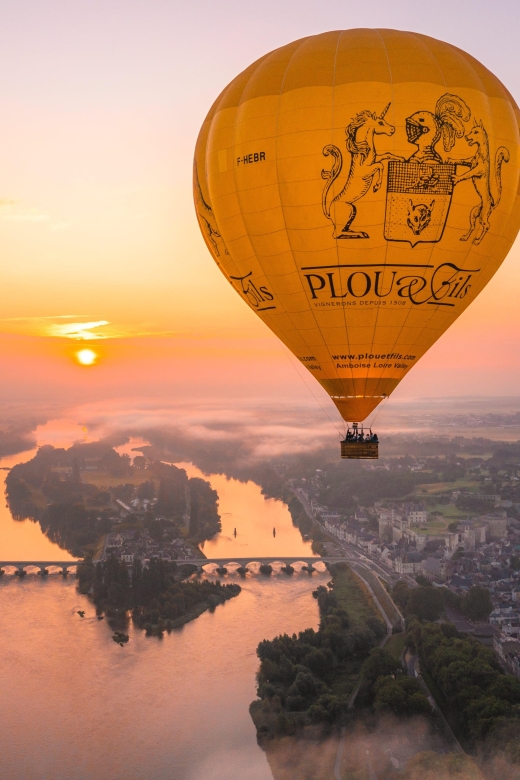 Amboise Hot Air Balloon VIP for 2 Over the Loire Valley - Inclusions Overview