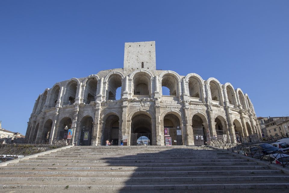 Arles 2-Hour Private Walking Tour - Starting Location and Main Stop