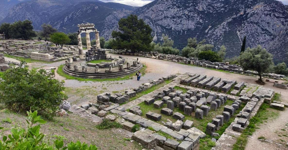 Athens to Delphi & Arachova Private Guided Tour With Lunch - Inclusions Provided