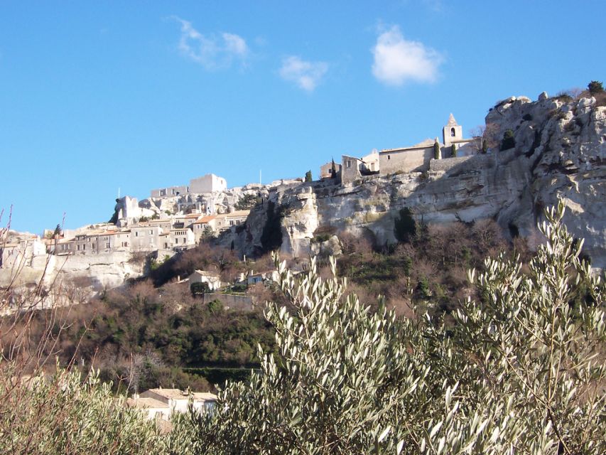 Avignon: Pont Du Gard, Saint Remy and Les Baux Half-Day Tour - Tour Itinerary