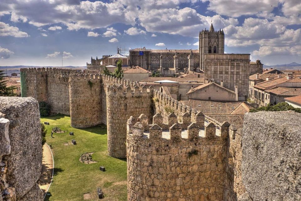 Avila: Private Walking Tour - Directions