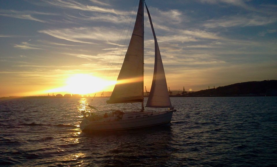 Barcelona: 2-Hour Sunset Cruise on a Sailing Boat - Full Description