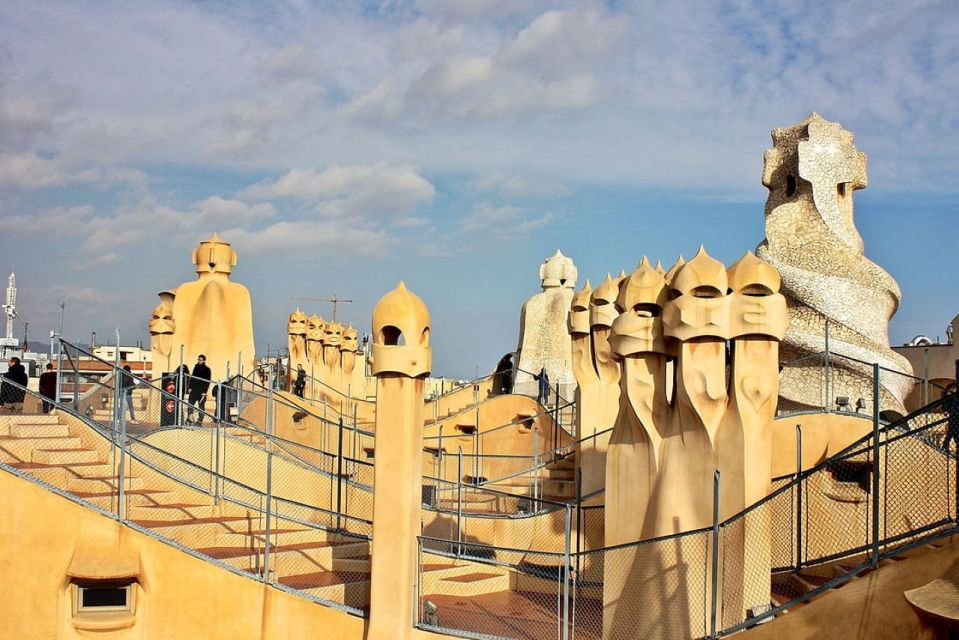 Barcelona: Casa Batllo & Casa Mila Guided Tour With Tickets - Itinerary Details