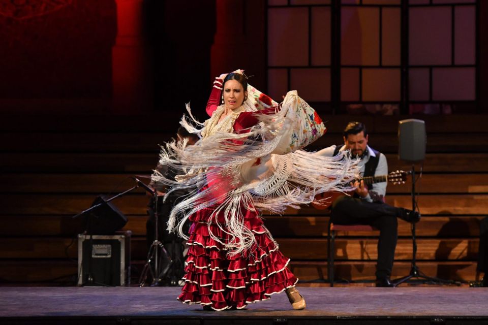 Barcelona: Gran Gala Flamenco Show Entry Ticket - Show Description
