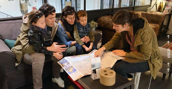 Barcelona: Private Family-Friendly City Tour - Tour Description