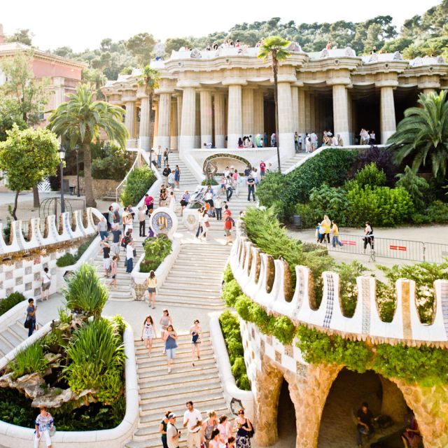 Barcelona: Private Sagrada Familia and Park Guell Tour - Private Group Experience and Pickup