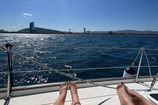 Barcelona Sailing Experience 2 Hours Tour - Maximum Travelers