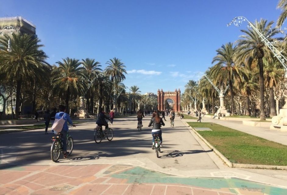 Barcelona: Small-Group Evening Bike Tour - Detailed Itinerary and Locations