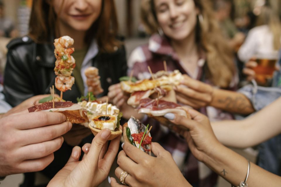 Barcelona: Tipsy Tapas Food Crawl Walking Tour With Tastings - Full Description