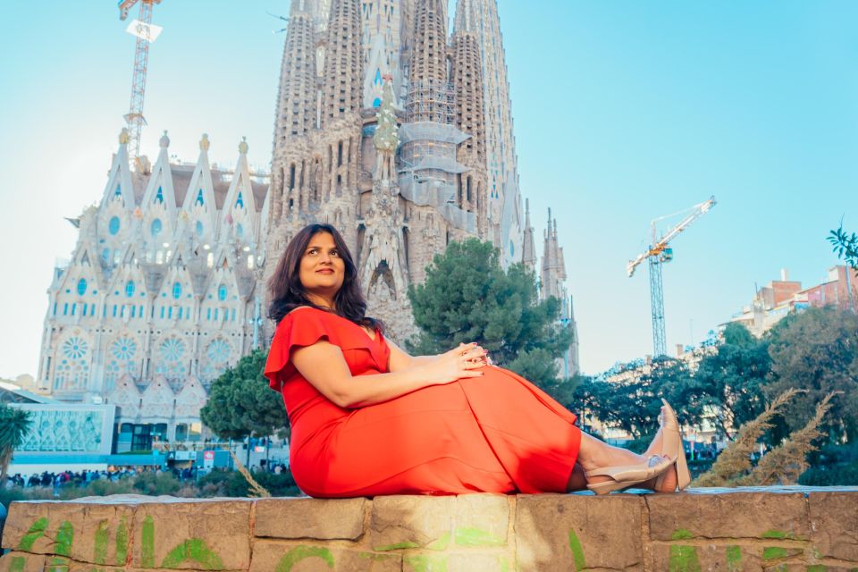 Barcelona: Your Own Private Photoshoot at Sagrada Familia - Booking Information