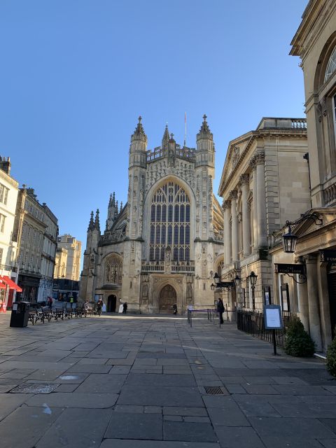Bath: Guided City Walking Tour With Entry to the Roman Baths - Features and Highlights