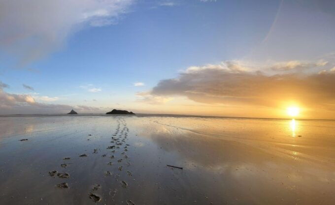 Bay of Mont Saint-Michel : Towards The Immensity - Tour Description