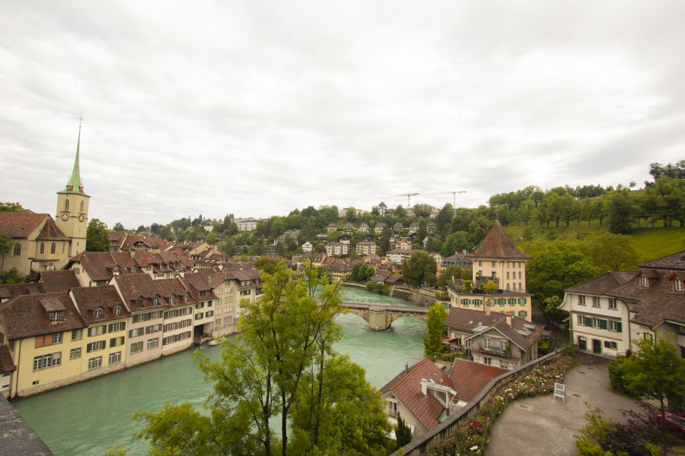 Bern: Private Exclusive History Tour With a Local Expert - Full Tour Description