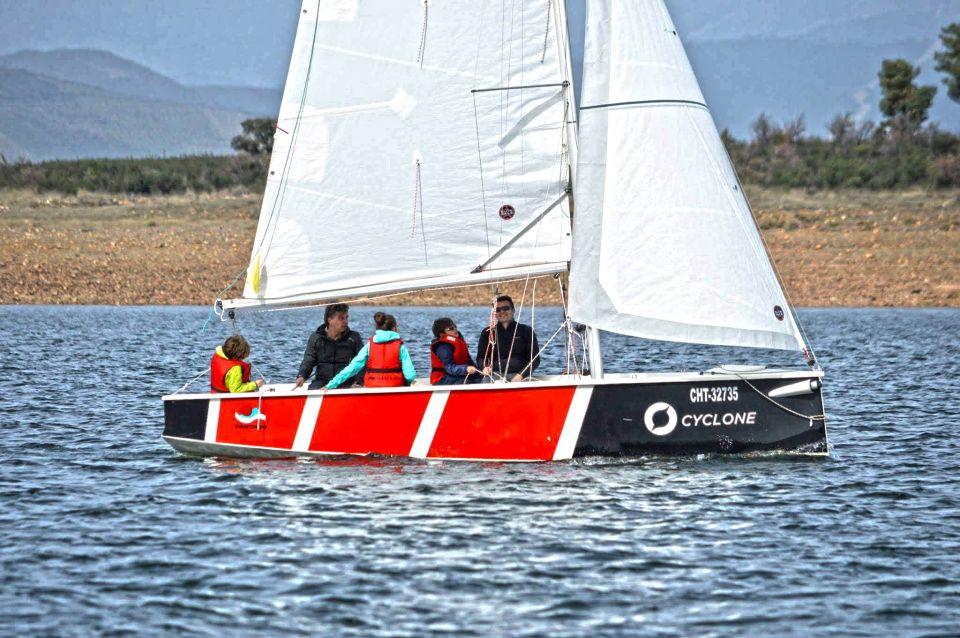 Berrocalejo: Sailing Class in Natural Park - Booking Information and Options