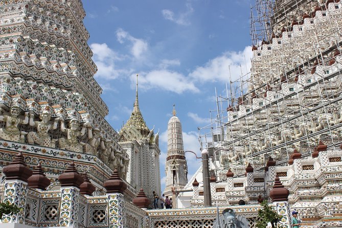 BKK Cultural Exploration Guided Trip & Thai Classic Cabaret Show - Additional Trip Details