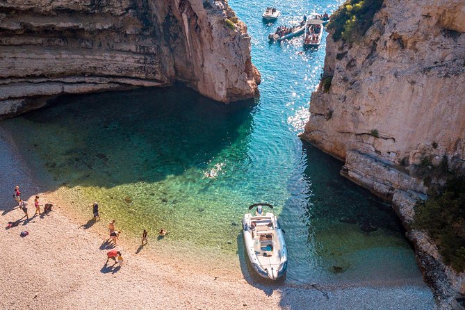 Blue Cave and Hvar Tour From Trogir - Traveler Testimonials