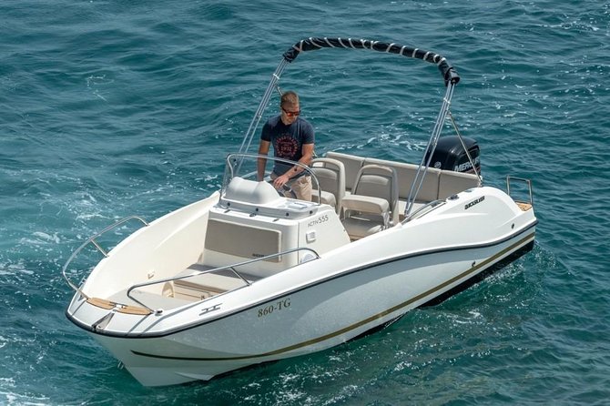 Boat Rental Q555 Astreo (115hp / 6p) - Can Pastilla - Meeting and Drop-off