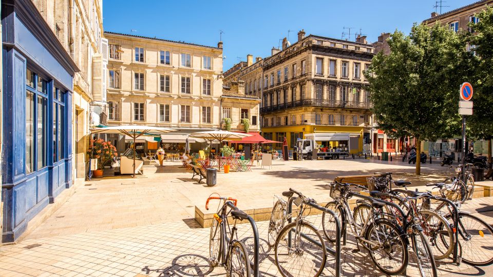 Bordeaux: First Discovery Walk and Reading Walking Tour - Inclusions