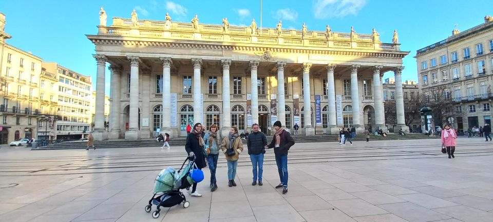 Bordeaux: Historic Center Walking Tour and Candy Tastings - Itinerary