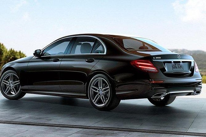 Bordeaux to Airport Private Transfer in Business Sedan - Additional Information and Accessibility
