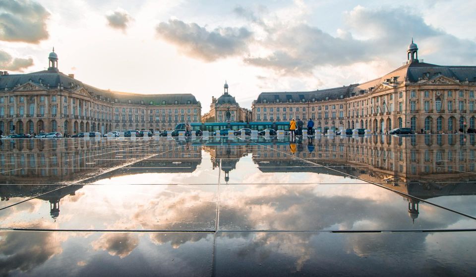 Bordeaux: Unusual Tours of the Pearl of Aquitaine - 3. Complete Tourist Circuits Experience