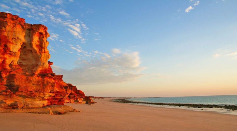 Broome: Dampier Peninsula 4WD Tour & Optional Return Flight - Tour Stops and Lunch