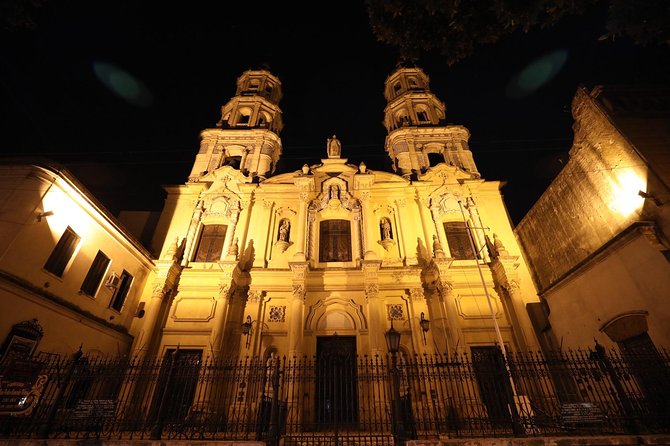 Buenos Aires by Night Private Tour With All-Inclusive Dinner - Pickup and Transportation Details