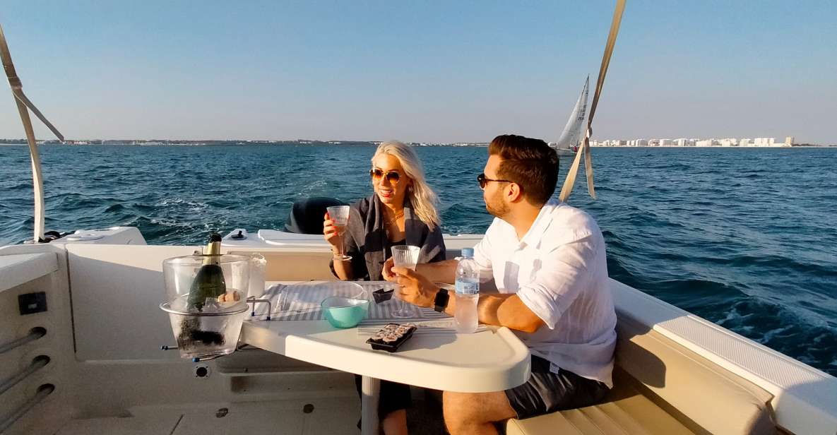Cádiz: Private Sun Cruise for 2 With Aperitivo and Wine - Location & Meeting Point