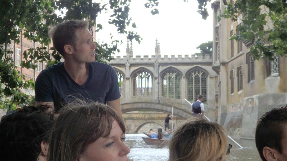 Cambridge: Alumni Led Walking & Punting Tour W/Kings College - Experience